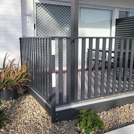 Husky 19 Beautifully Appointed Apartments - Great Location - In The Heart Of Husky Huskisson Exterior photo