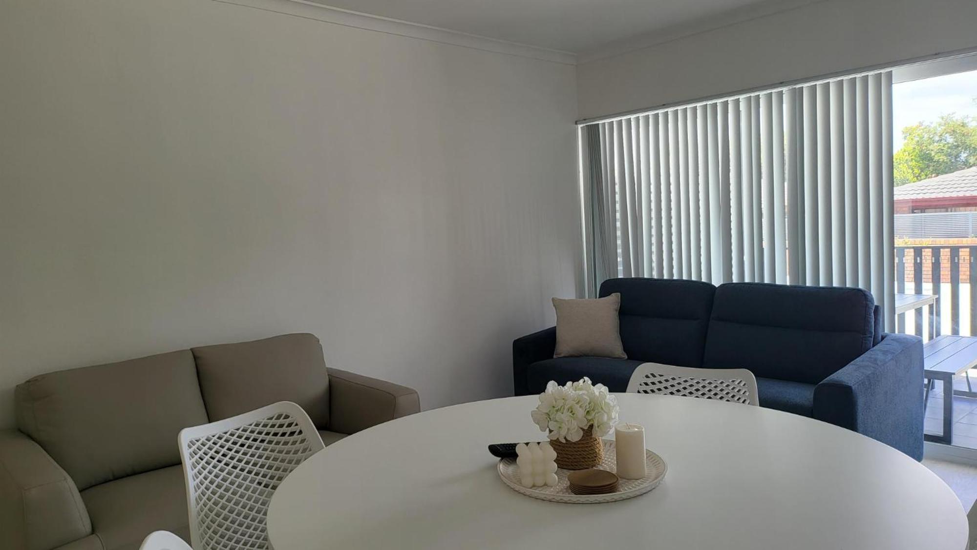 Husky 19 Beautifully Appointed Apartments - Great Location - In The Heart Of Husky Huskisson Exterior photo
